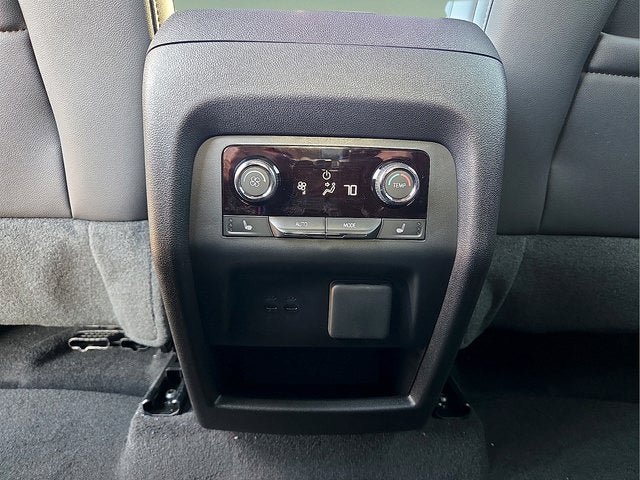 New 2026 Chevrolet Traverse RS w/ LPO, Floor Liner Package FWD image 14