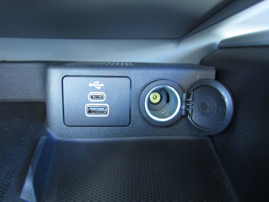 New 2026 Ford Escape Platinum image 25