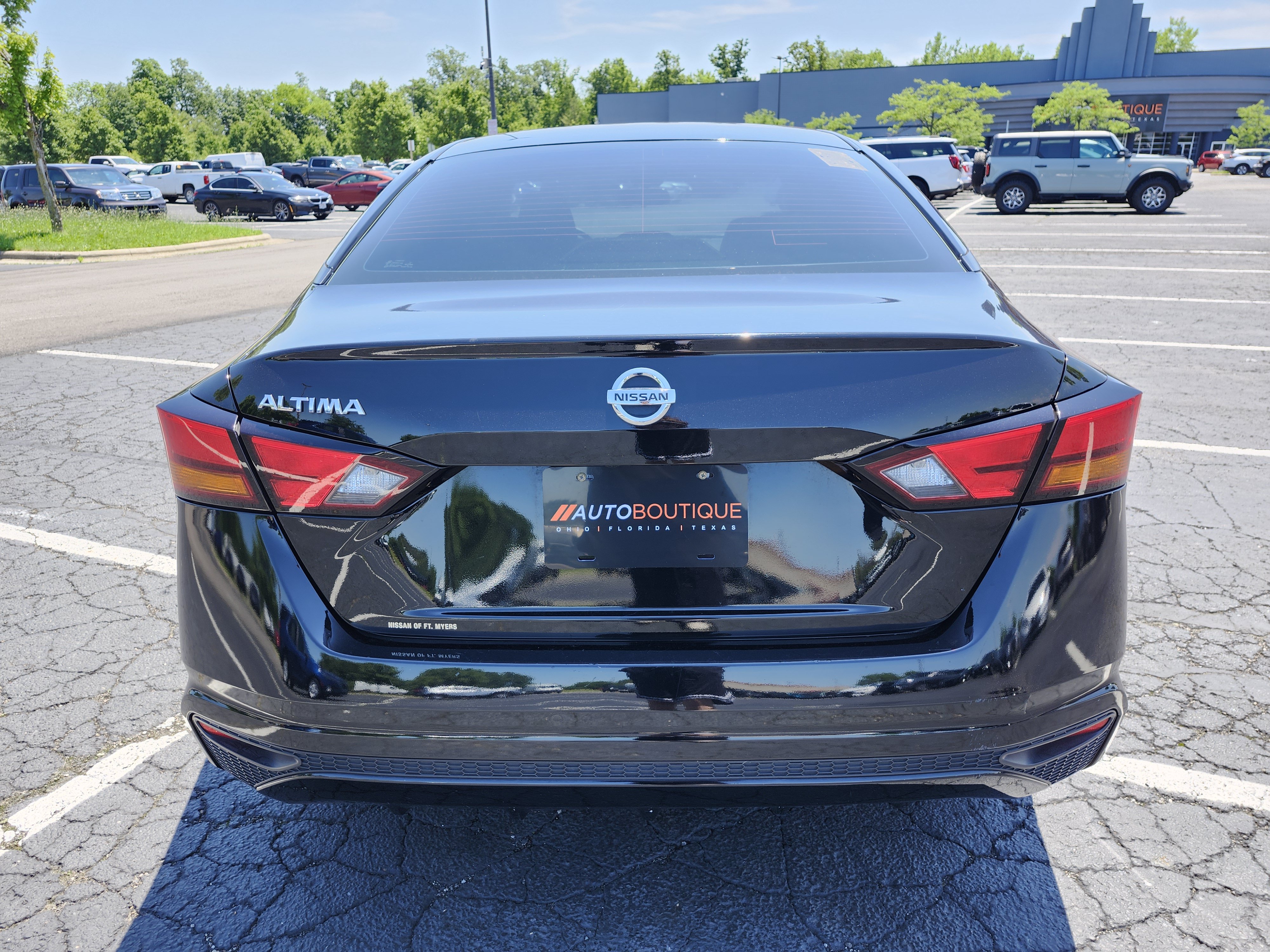 Used 2022 Nissan Altima 2.5 S FWD image 14