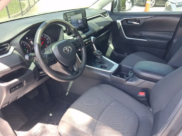 Used 2022 Toyota RAV4 XLE AWD/4WD image 11
