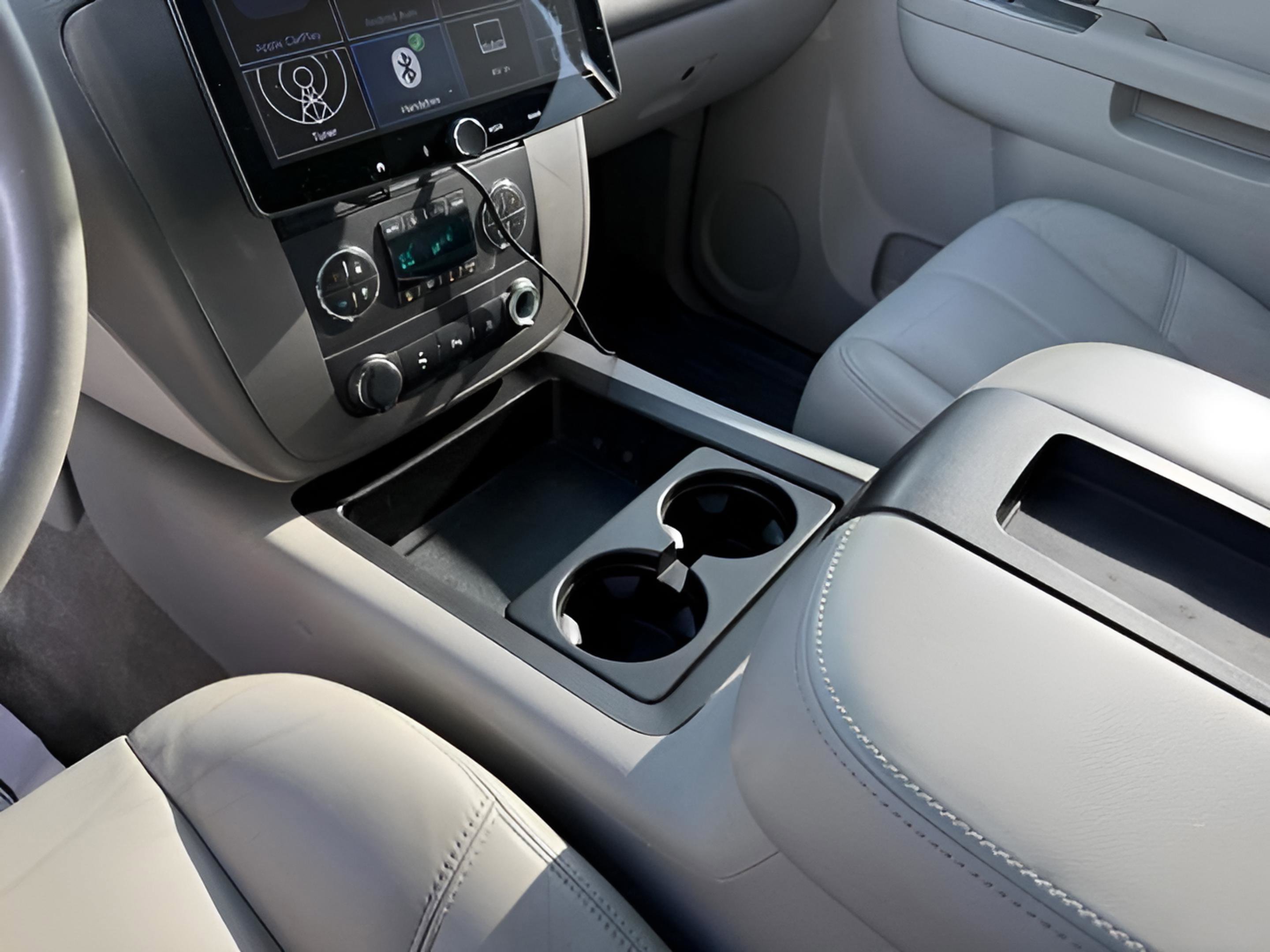 Used 2011 Chevrolet Tahoe LT w/ Luxury Package image 26