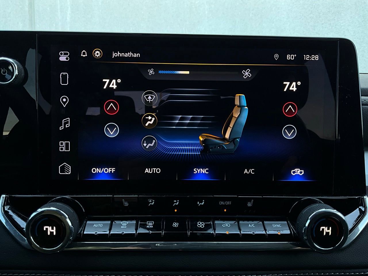 Used 2024 Chevrolet Colorado LT w/ LT Convenience Package II image 31