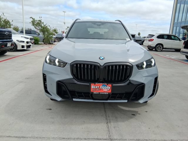 New 2026 BMW X5 sDrive40i w/ M Sport Package RWD image 2