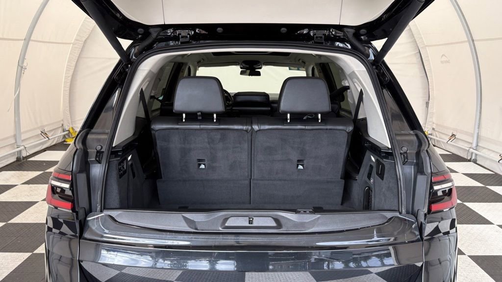 Used 2023 BMW X7 xDrive40i image 7