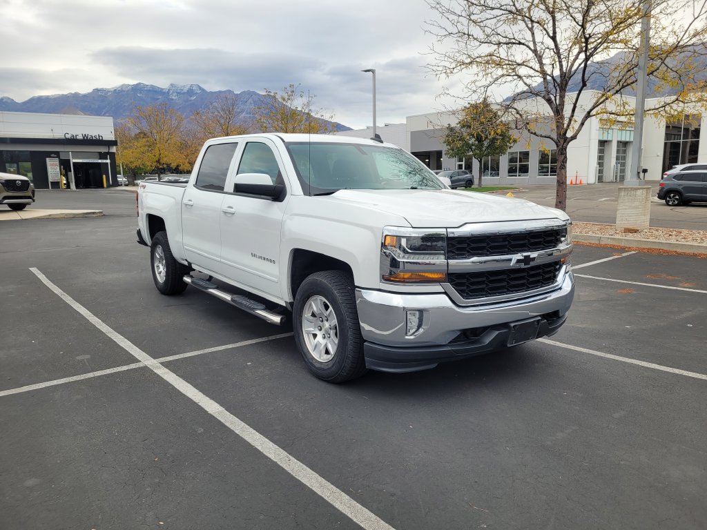 Used 2018 Chevrolet Silverado 1500 LT w/ All Star Edition AWD/4WD image 13