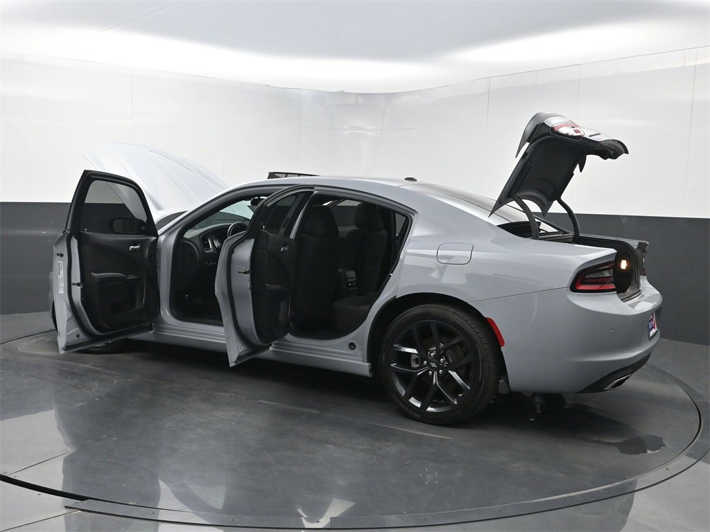 Used 2022 Dodge Charger SXT w/ Driver Convenience Group image 38