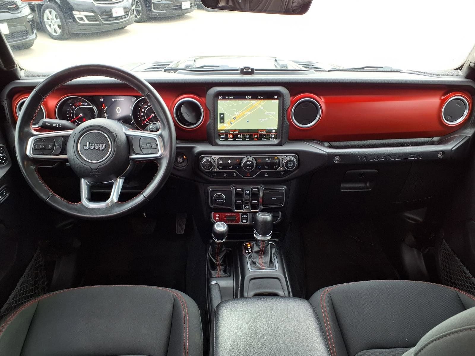 Used 2022 Jeep Wrangler Unlimited Rubicon w/ Steel Bumper Group image 10