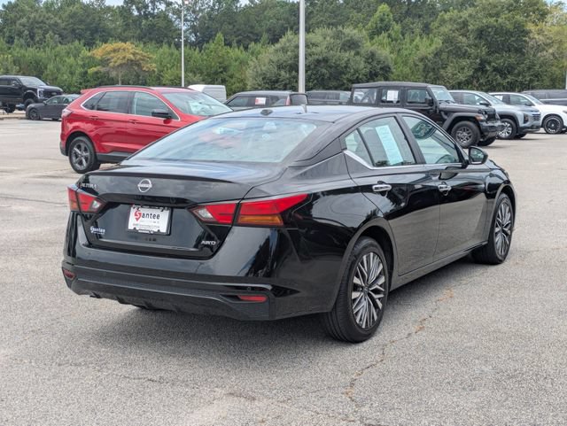 Used 2025 Nissan Altima 2.5 SV AWD/4WD image 3