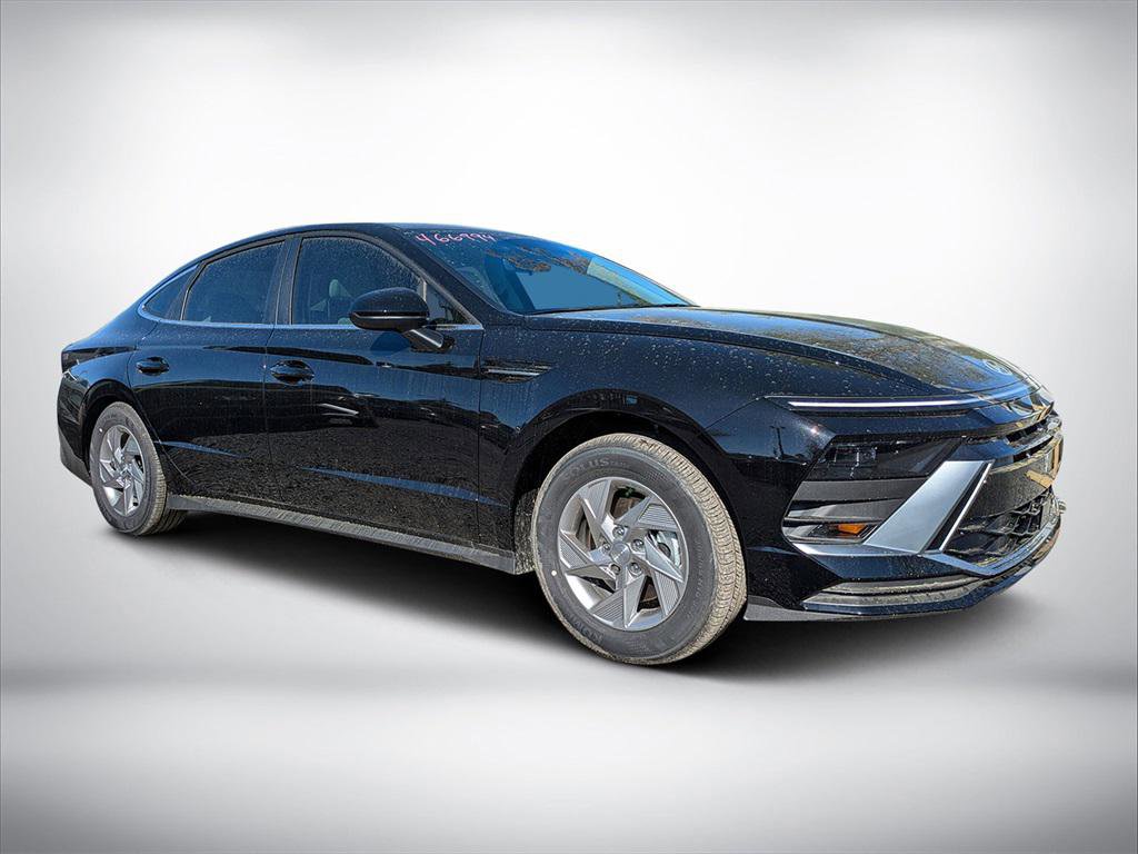 New 2025 Hyundai Sonata SE