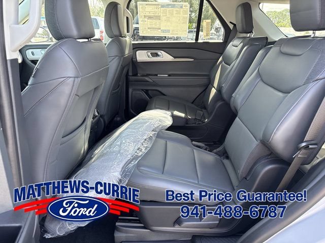 New 2026 Ford Explorer Active w/ Active Comfort Package AWD/4WD image 13