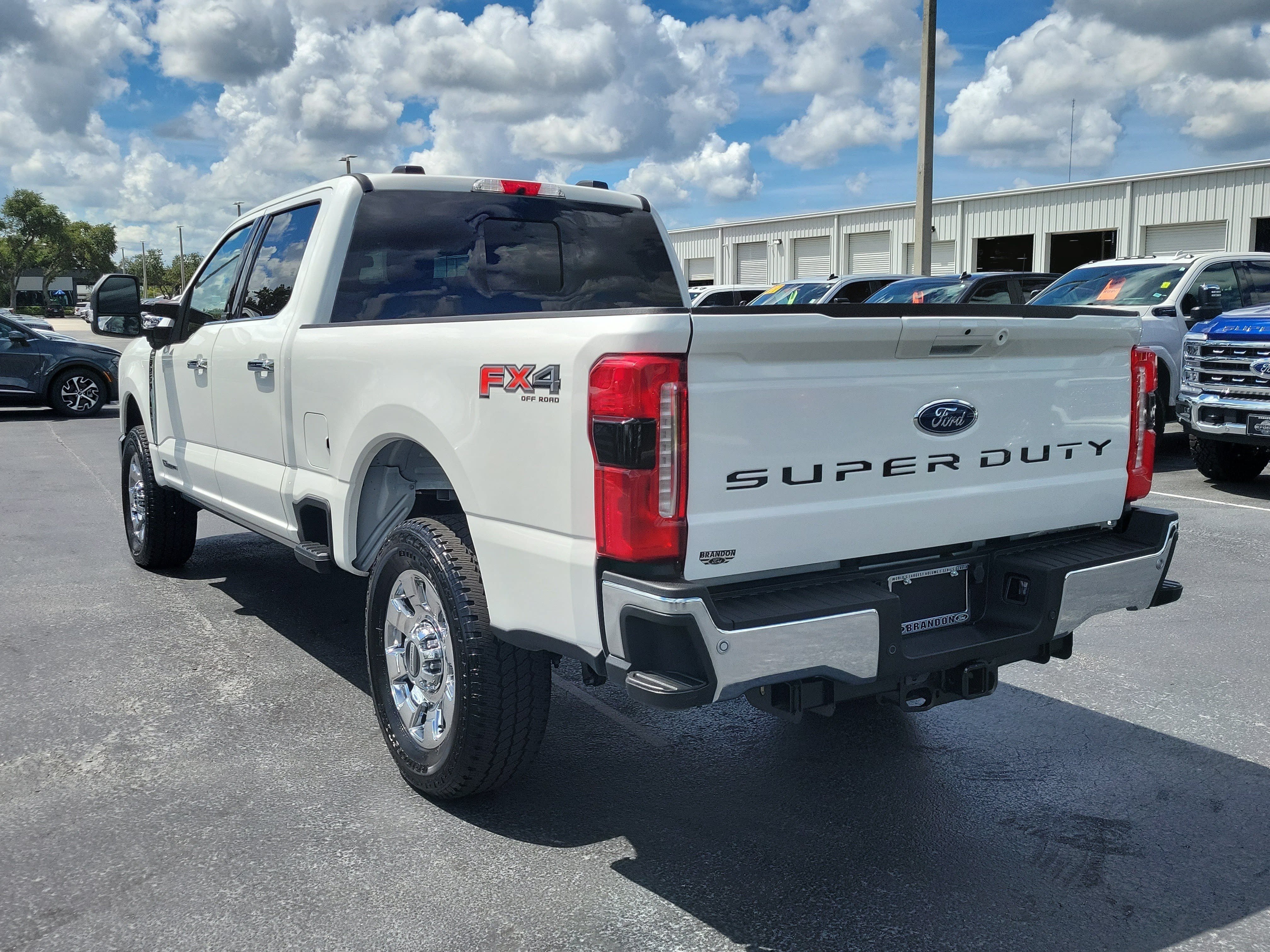 Certified 2025 Ford F250 Lariat w/ Lariat Ultimate Package AWD/4WD image 7