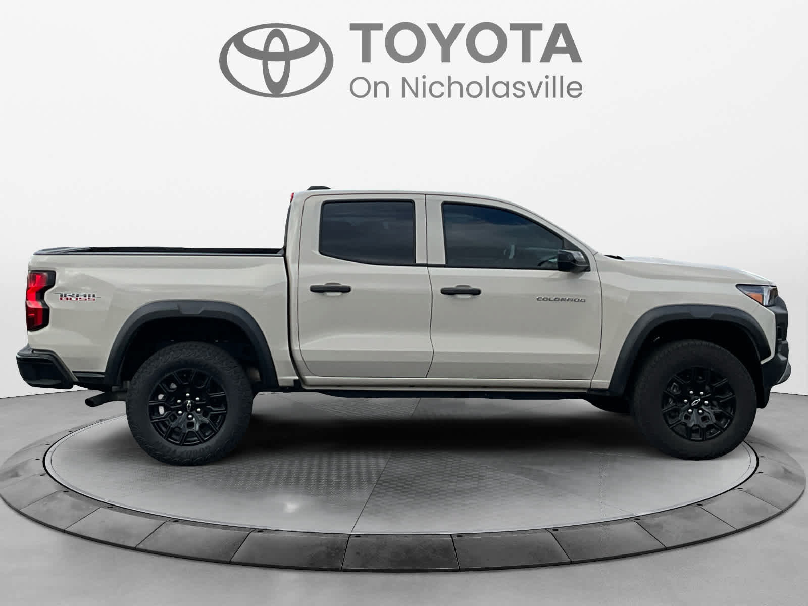 Used 2026 Chevrolet Colorado Trail Boss AWD/4WD image 6