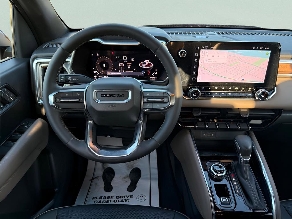 Used 2023 GMC Canyon Denali image 10