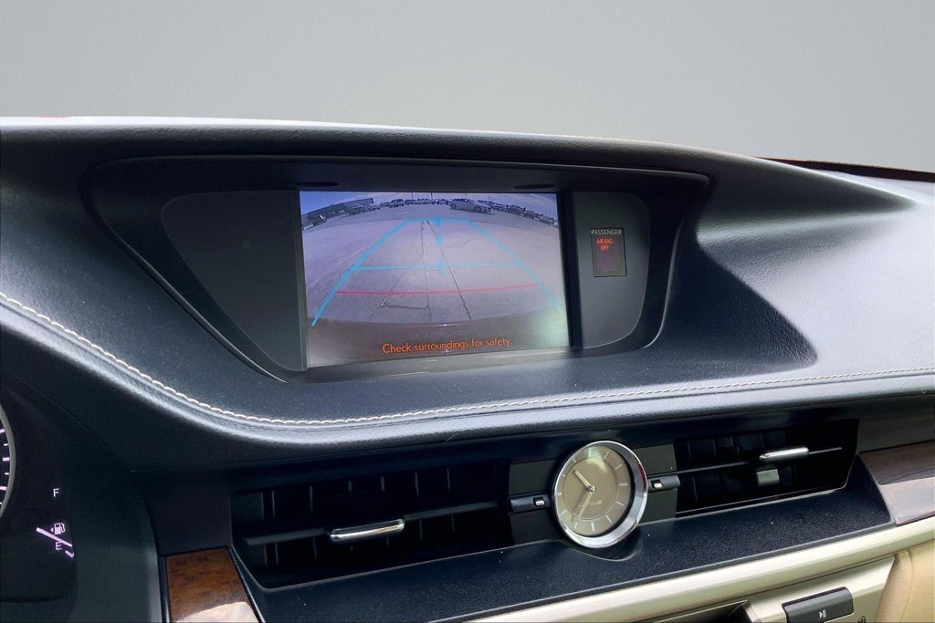 Used 2013 Lexus ES 350 w/ Luxury Pkg FWD image 22