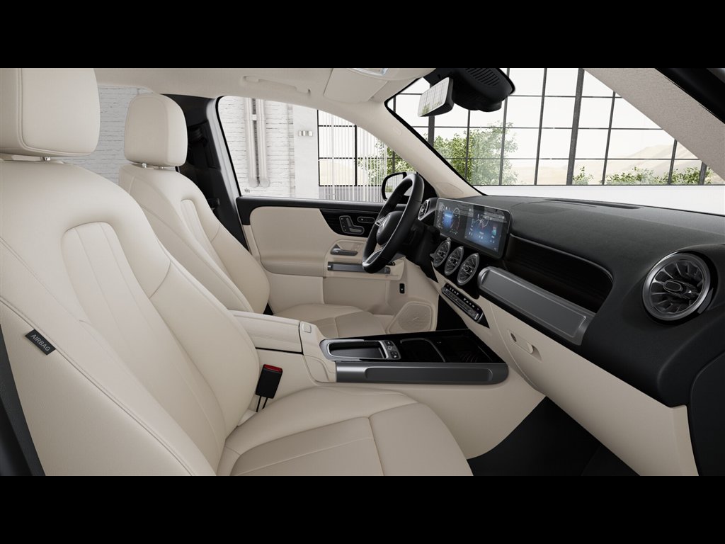Certified 2026 Mercedes-Benz GLB 250 4MATIC image 39