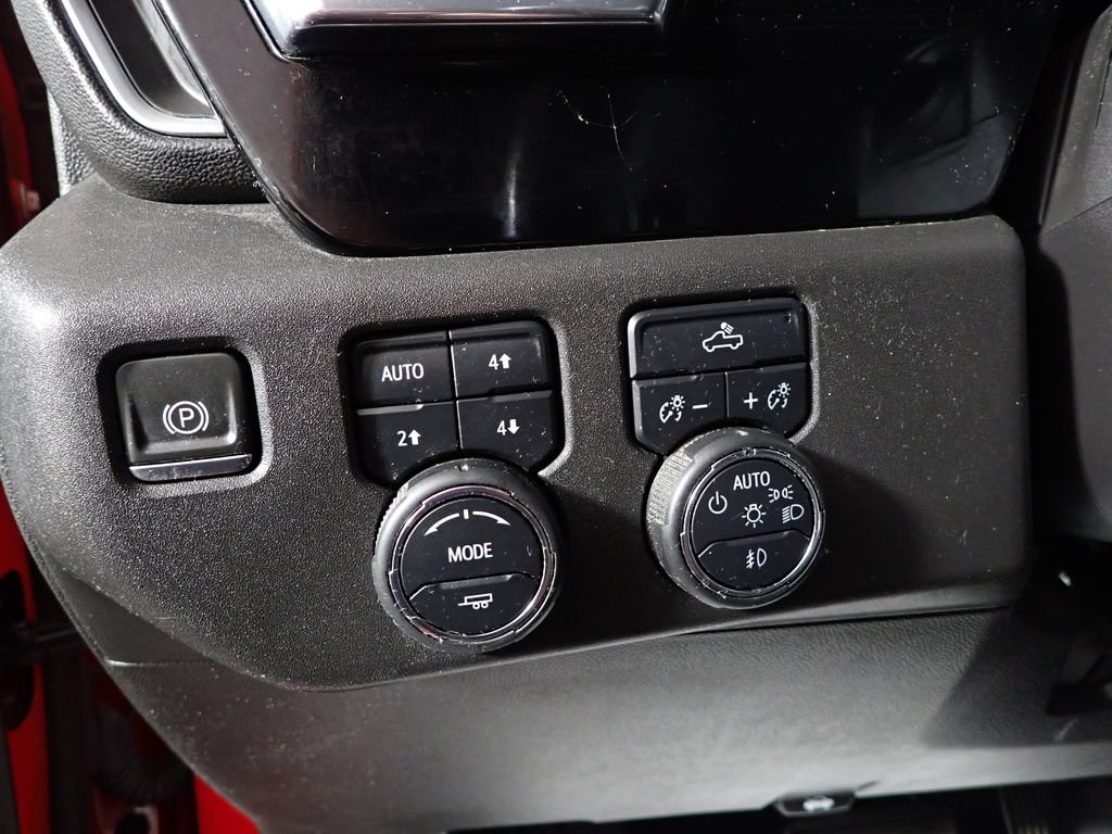 Used 2024 Chevrolet Silverado 1500 LT Trail Boss w/ Convenience Package II AWD/4WD image 24