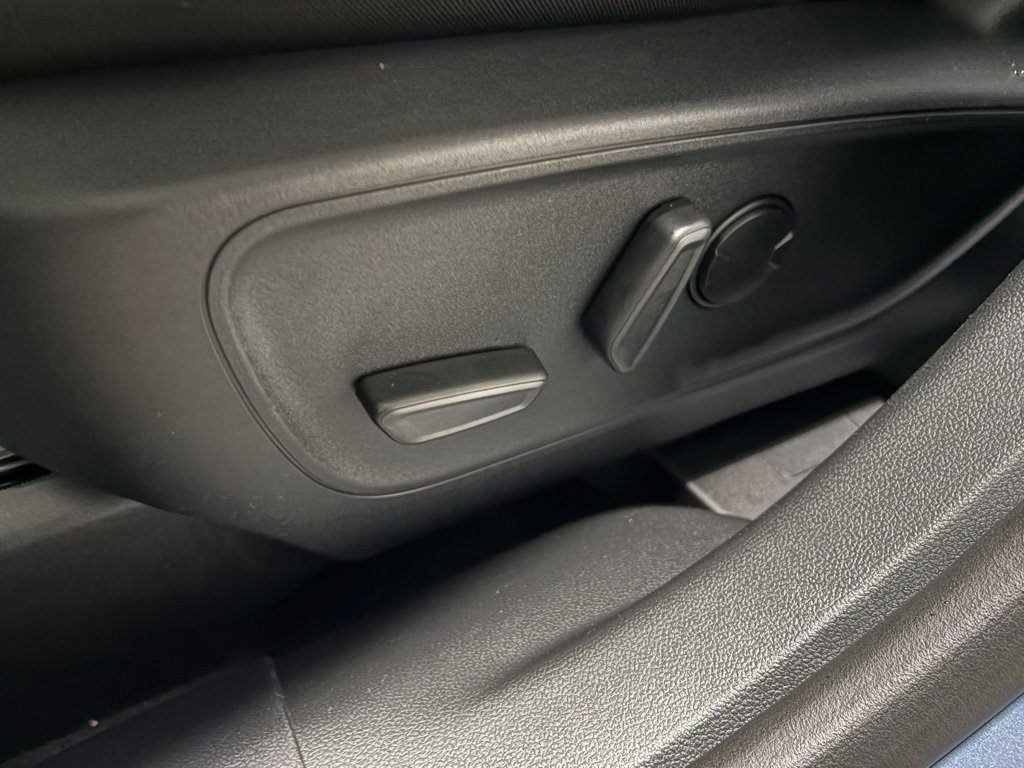 New 2025 Ford Escape ST-Line Elite w/ Premium Technology Package image 25