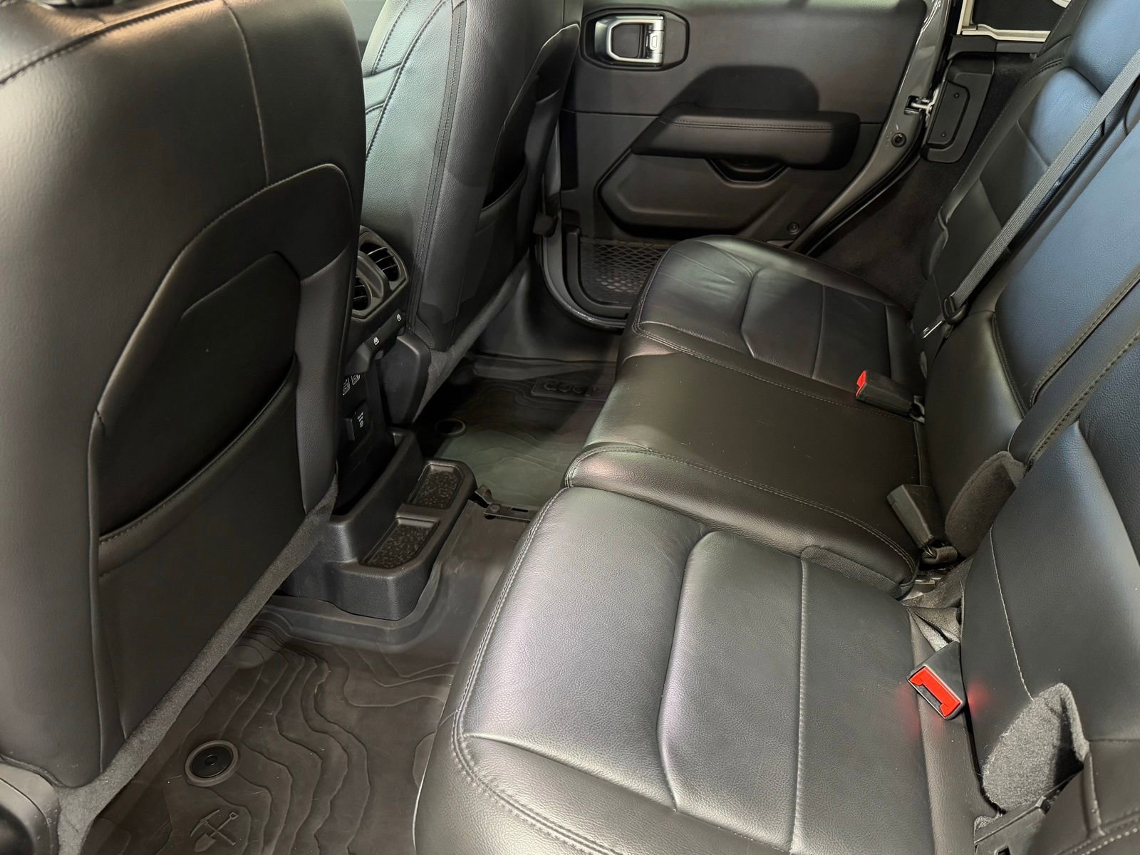 Certified 2023 Jeep Wrangler Unlimited Sahara image 41