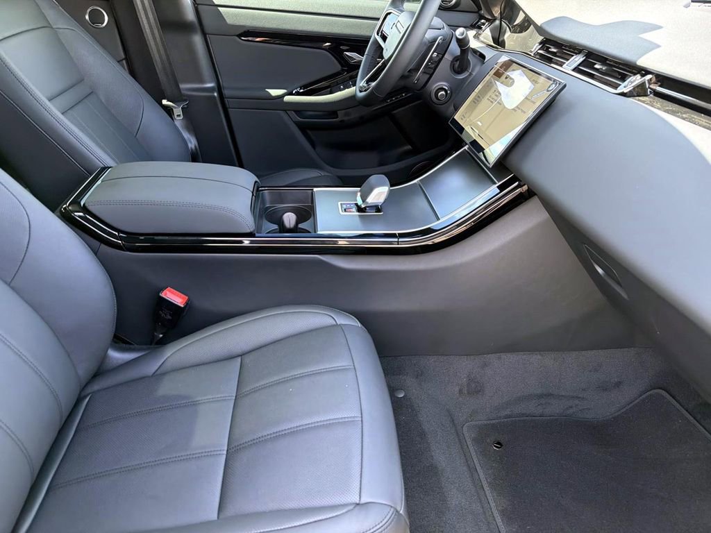New 2026 Land Rover Range Rover Evoque S image 11