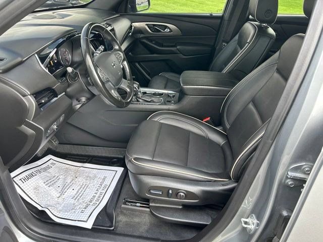 Used 2024 Chevrolet Traverse Premier w/ Redline Edition AWD/4WD image 15