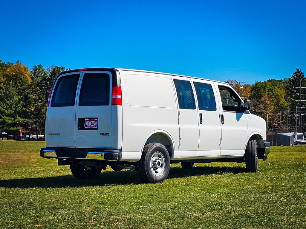 New 2025 GMC Savana 2500 w/ Driver Convenience Package image 4