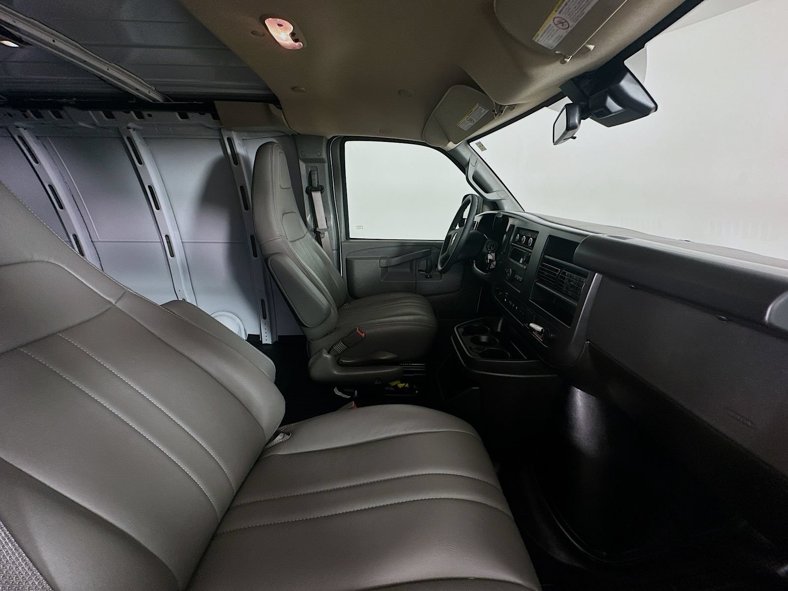 Used 2025 Chevrolet Express 2500 w/ Enhanced Convenience Package RWD image 38