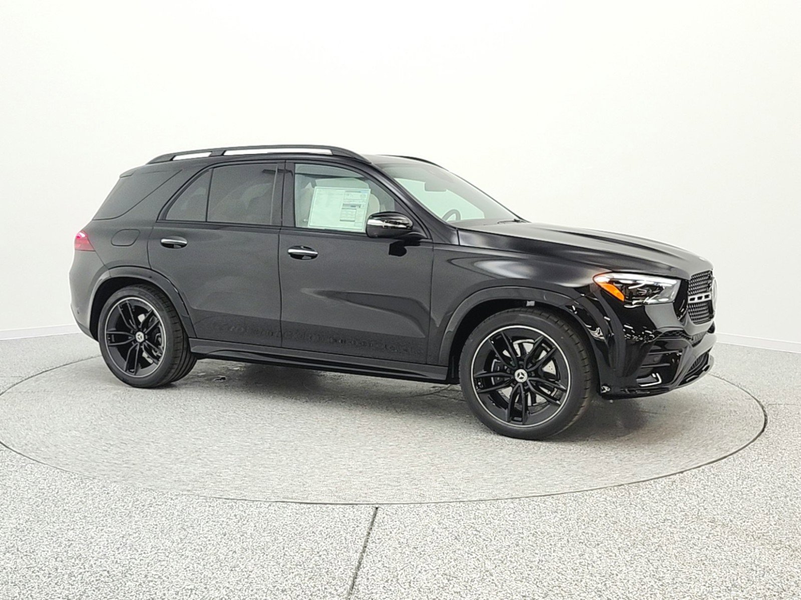 New 2026 Mercedes-Benz GLE 580 4MATIC image 3