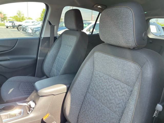 Used 2023 Chevrolet Equinox LT FWD image 16