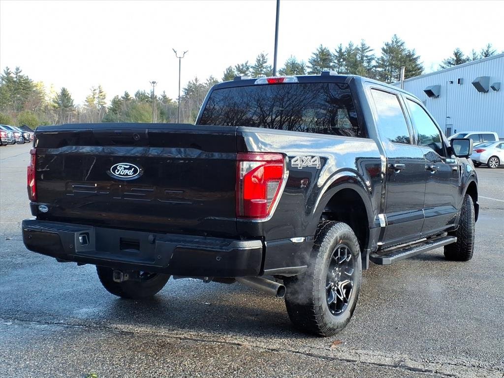 Used 2024 Ford F150 XLT w/ XLT Black Appearance Package image 4