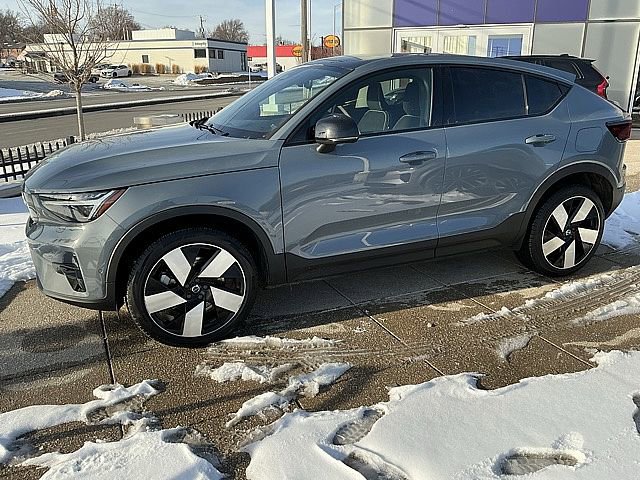 Certified 2023 Volvo C40 P8 Recharge Ultimate w/ Protection Package Premier image 11