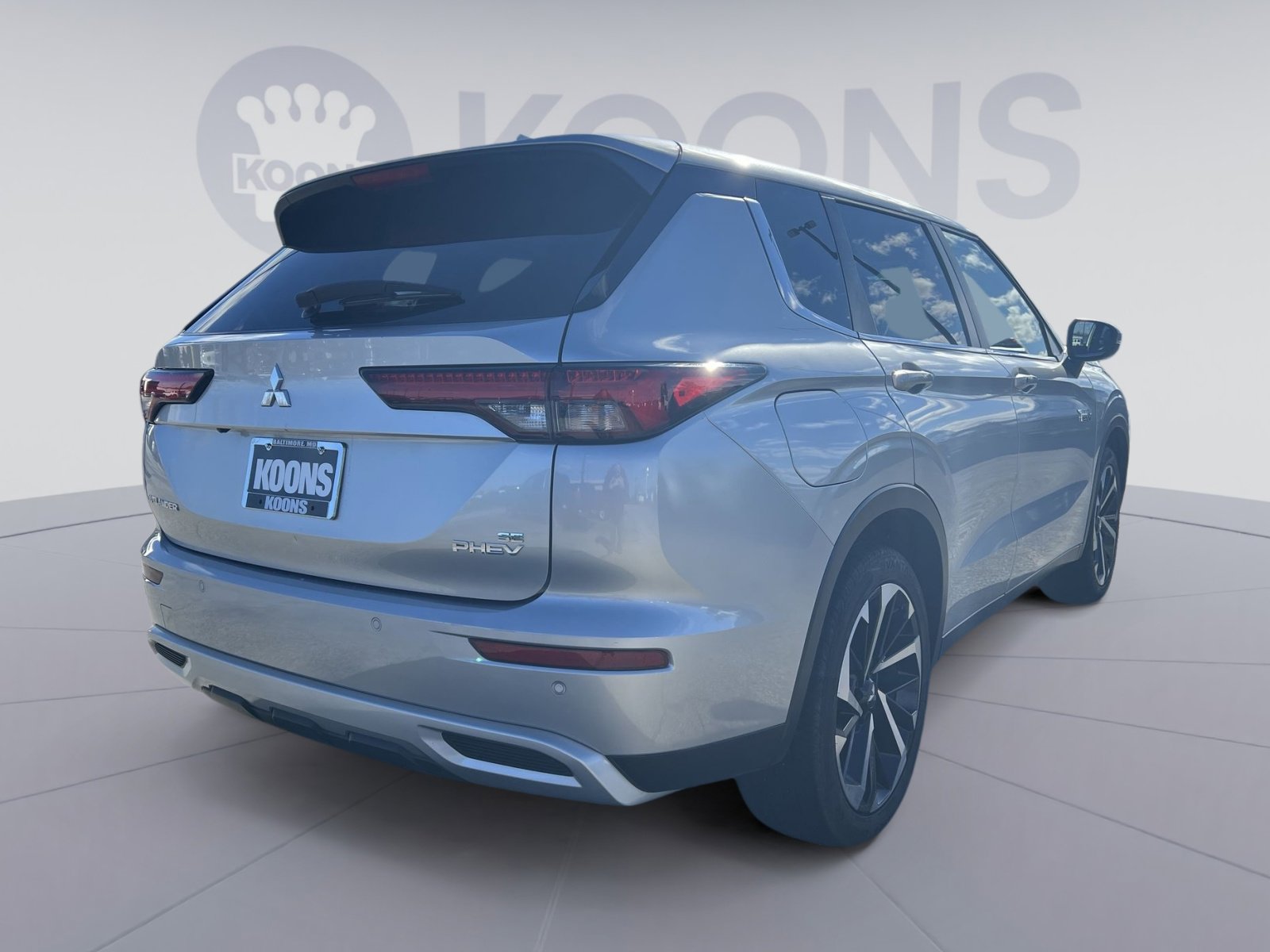 Used 2023 Mitsubishi Outlander SE image 7