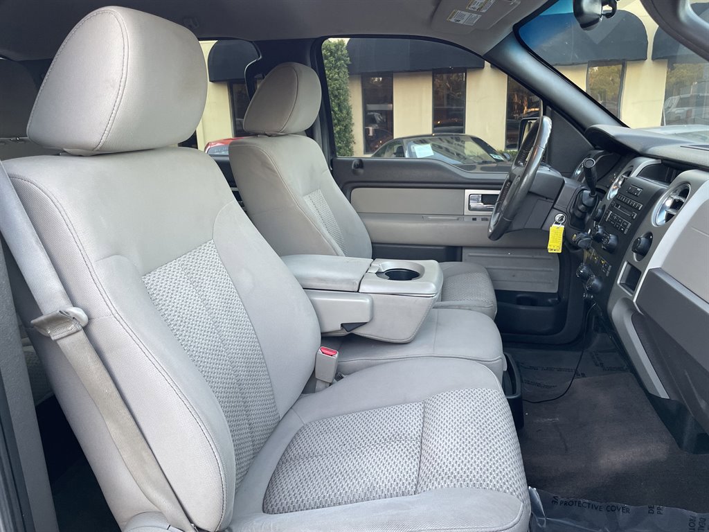 Used 2010 Ford F150 XLT image 22