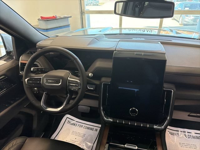 Used 2026 GMC Yukon XL Denali w/ Sun & Power Step Package AWD/4WD image 30