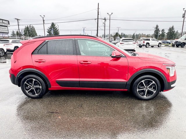 Used 2024 Kia Niro EX image 6
