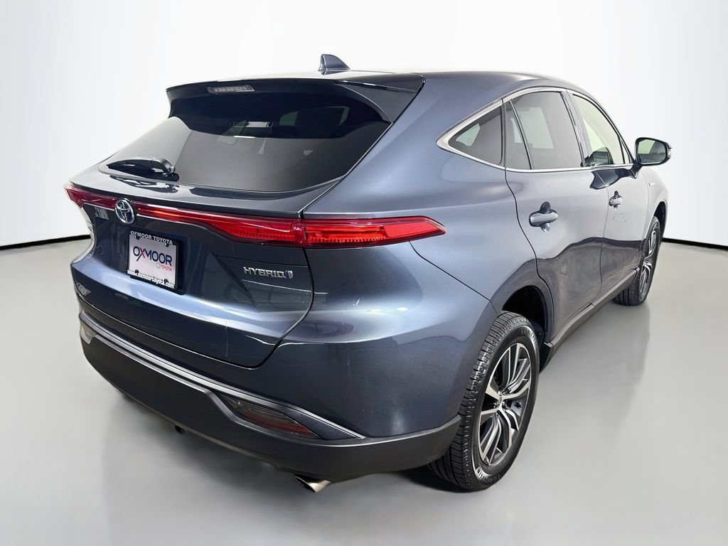 Certified 2021 Toyota Venza LE w/ Carpet Mat Package (TMS) AWD/4WD image 7