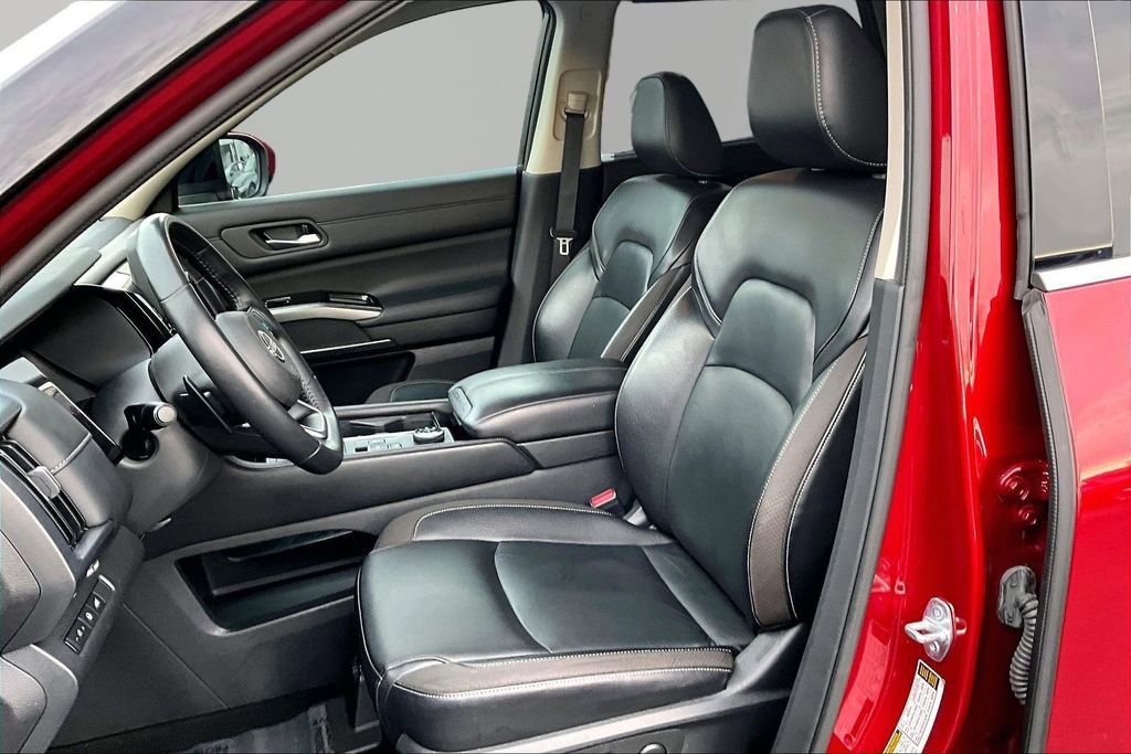 Used 2022 Nissan Pathfinder SL image 15