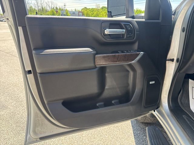 Used 2022 GMC Sierra 3500 Denali w/ Denali Ultimate Package AWD/4WD image 19