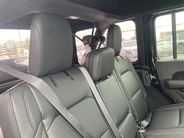 New 2025 Jeep Wrangler Sahara image 31