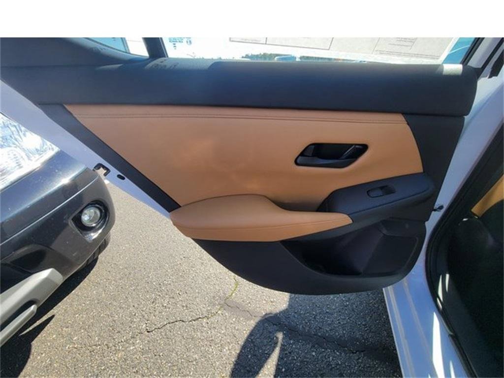 New 2025 Nissan Sentra SV w/ SV Premium Package image 15