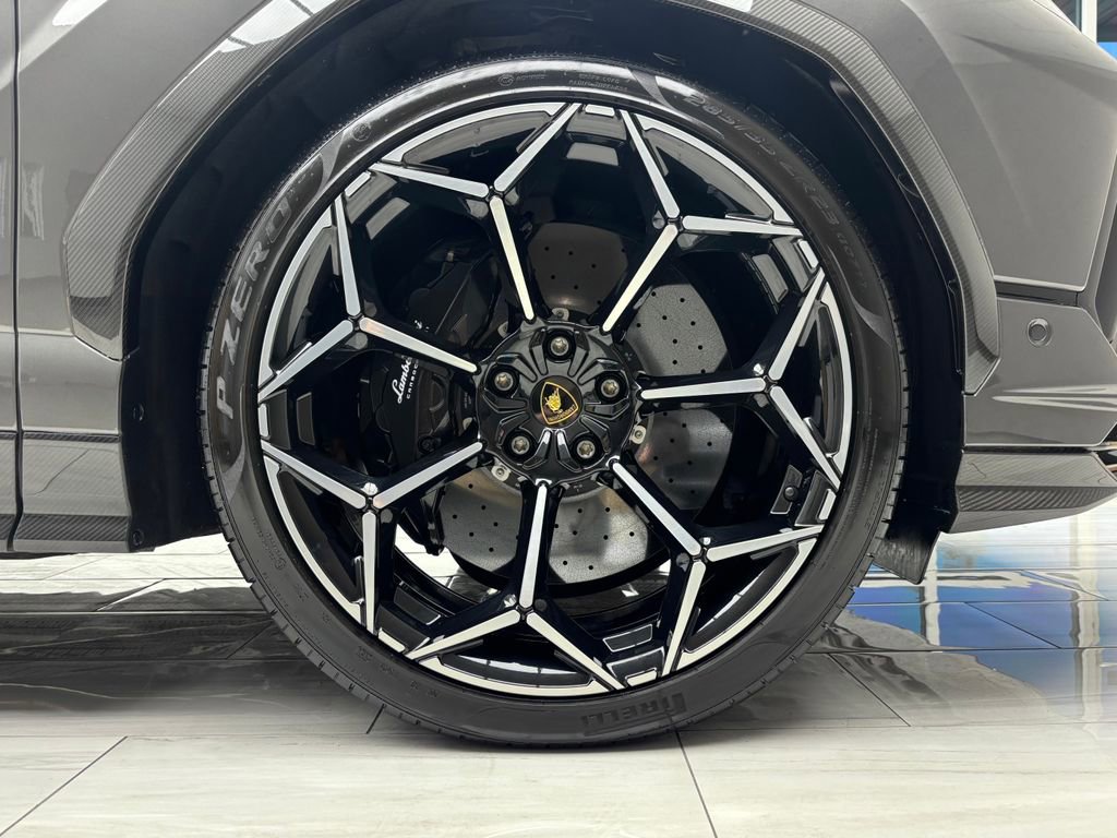 Used 2023 Lamborghini Urus Performante image 47