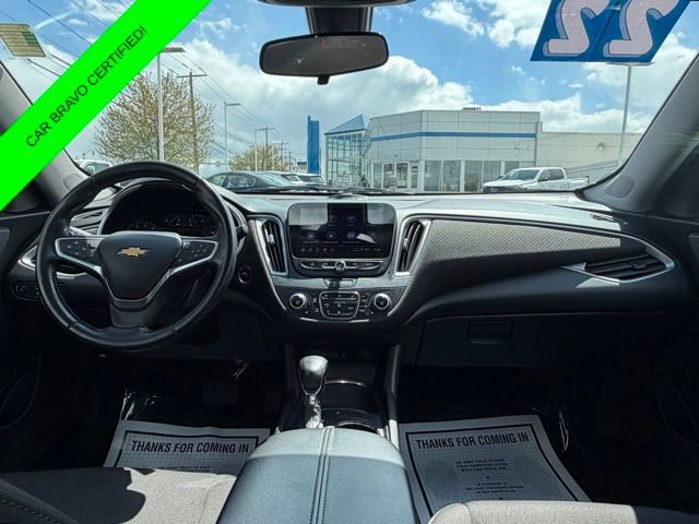 Certified 2022 Chevrolet Malibu LT w/ Sport Edition image 4