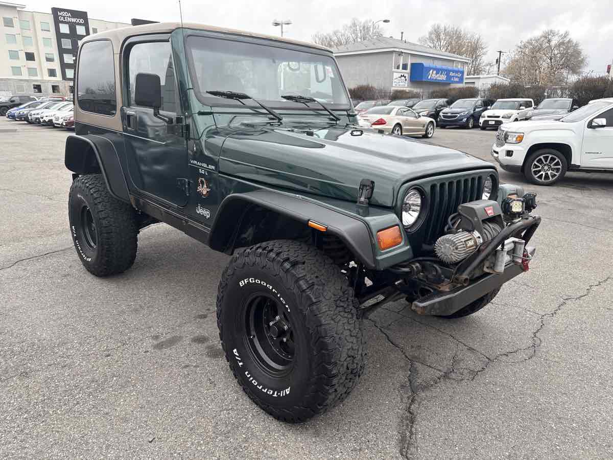 Used 1999 Jeep Wrangler Sahara image 4