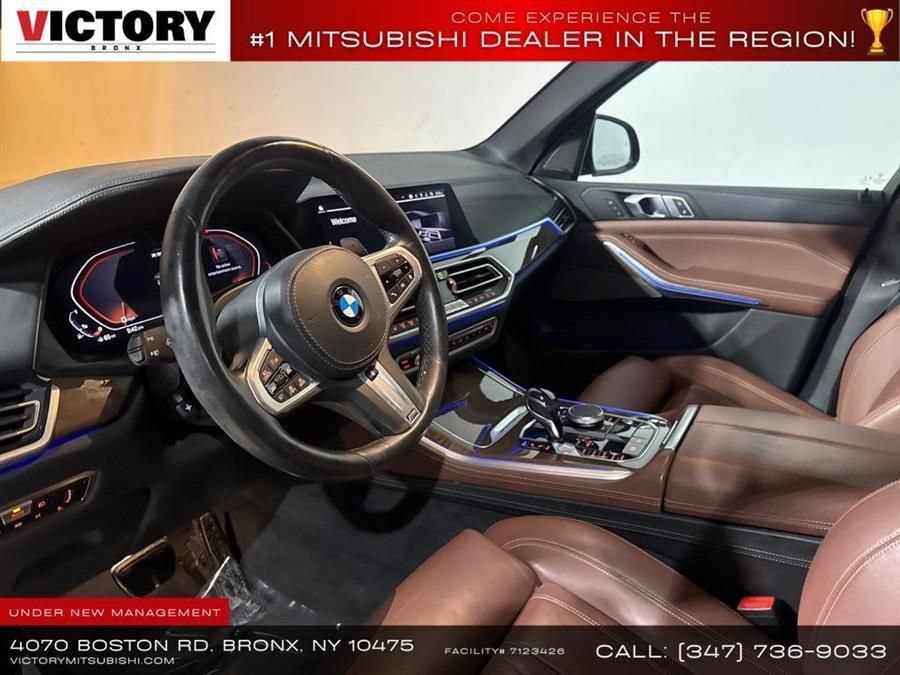 Used 2020 BMW X5 M50i AWD/4WD image 41