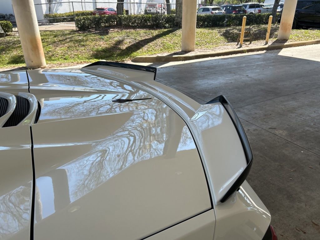 Used 2025 Chevrolet Corvette E-Ray w/ ZER Performance Package image 15