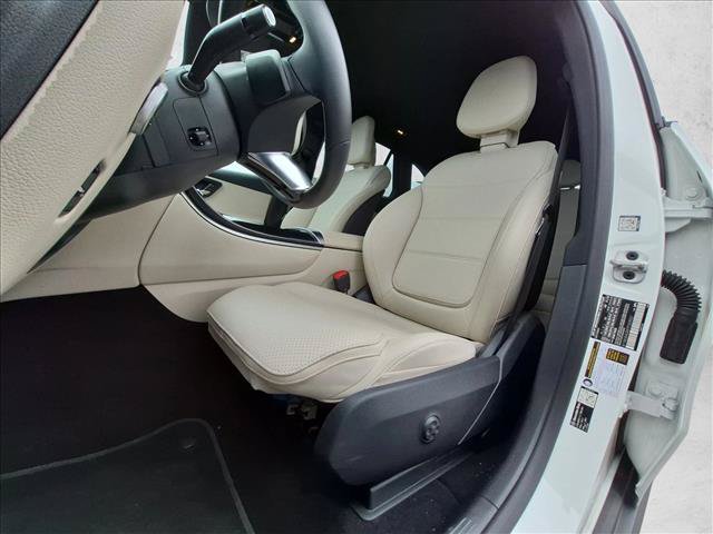 Certified 2026 Mercedes-Benz GLC 300 image 4