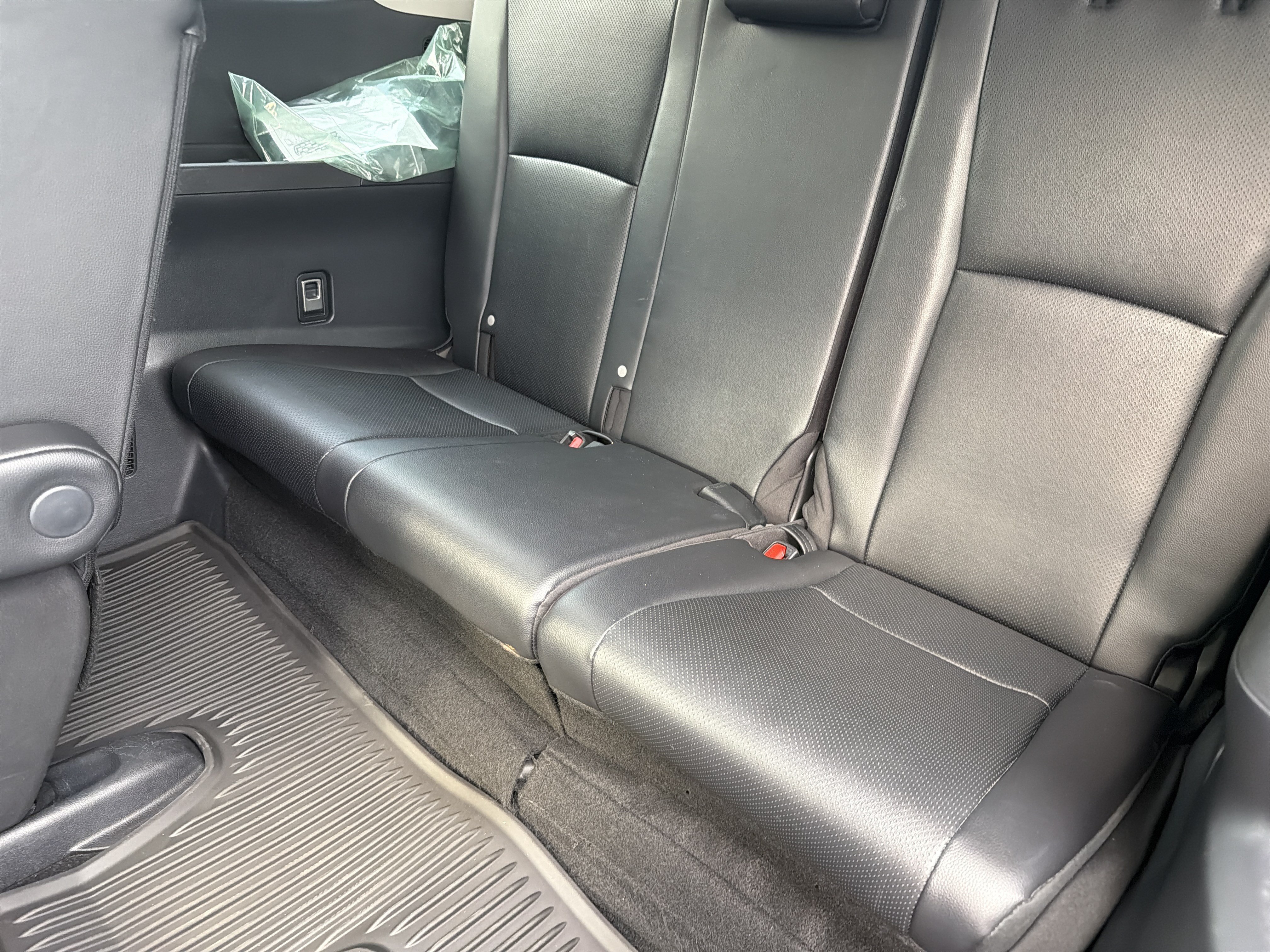 Certified 2025 Toyota Grand Highlander FWD image 30