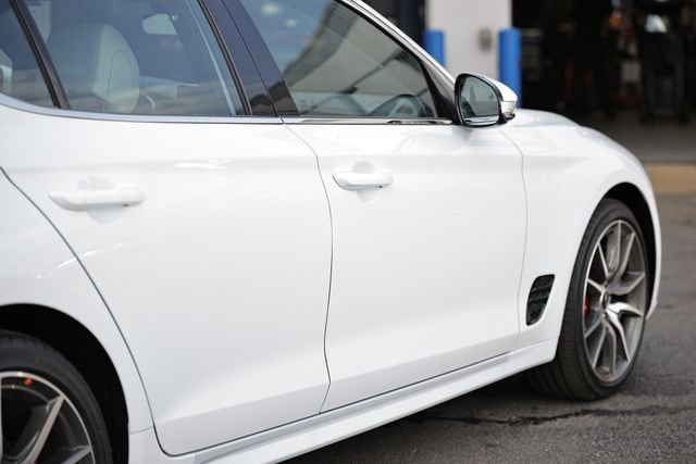 New 2025 Genesis G70 2.5T image 8