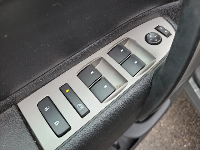 Used 2011 Chevrolet Silverado 1500 LT w/ All-Star Edition AWD/4WD image 25