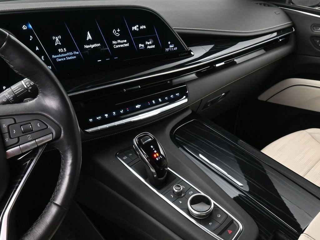 Certified 2024 Cadillac Escalade ESV Sport image 8