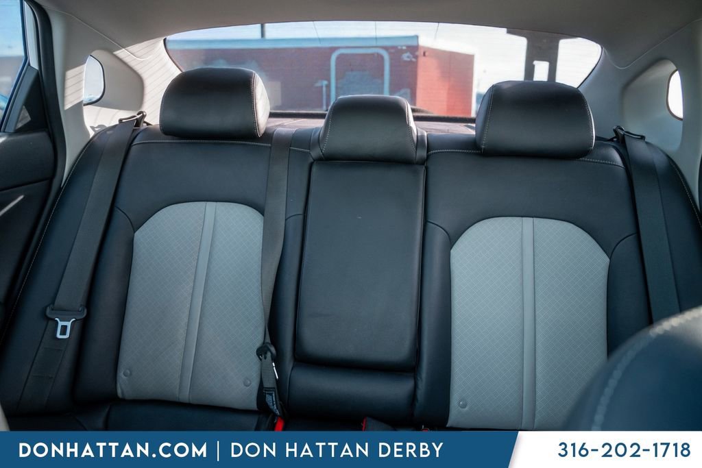 Used 2020 Kia Optima Premium image 16